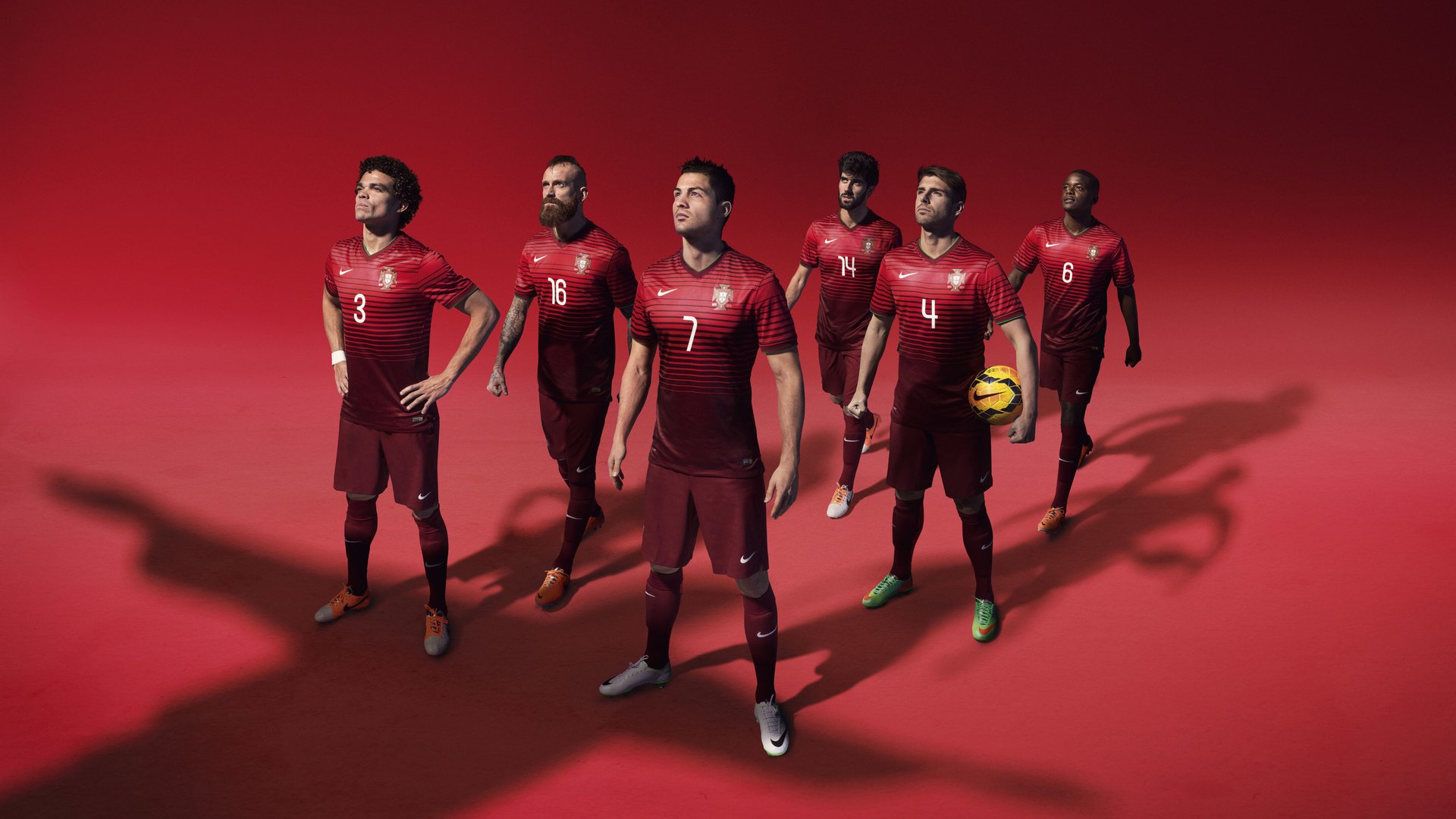 九游体育投注-“飞跃”赛段：那些令人屏息的跳跃瞬间集锦，飞跃动作